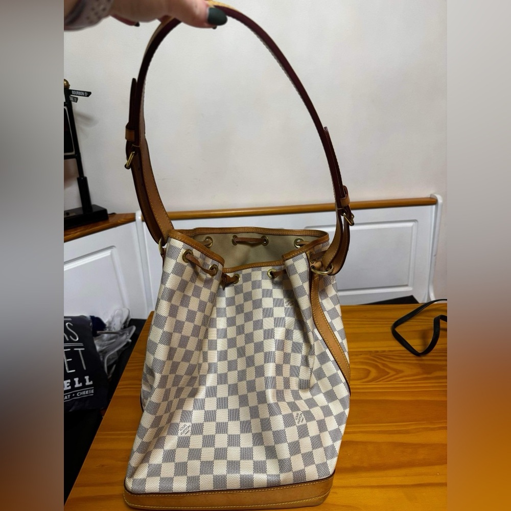 Louis Vuitton Damier Azur Beige Canvas and Brown Leather Shoulder Bag - Picture 2 of 16